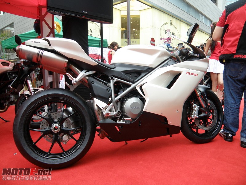 PB150080_调整大小.JPG