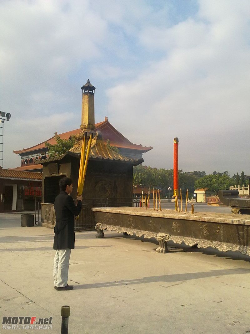05.jpg
