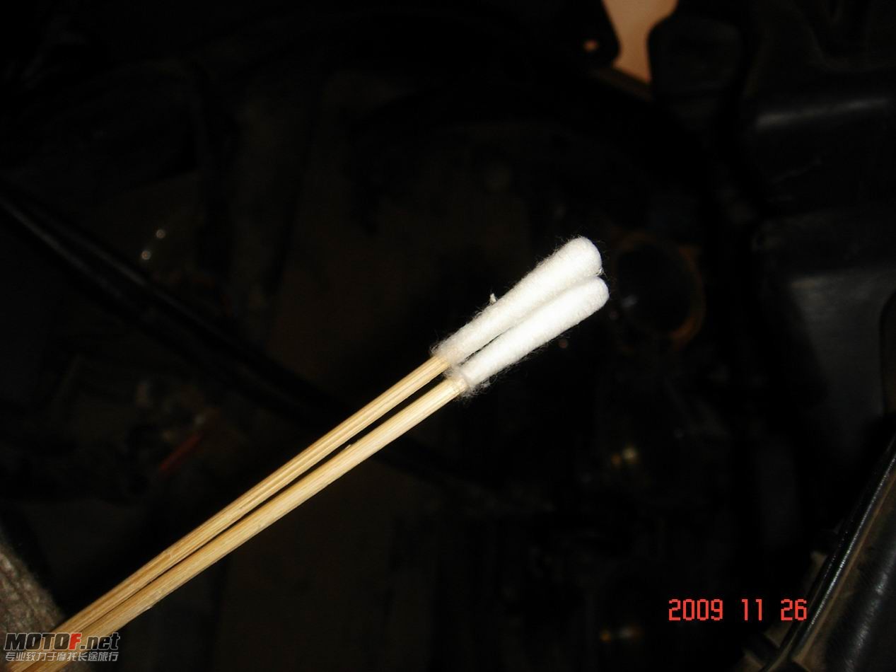 如何解放蝴蝶掩后面的黑暗世界呢？劳动人民的智慧是无穷的，看哥的工具——药用棉签。无菌、卫生，实乃居家 ...