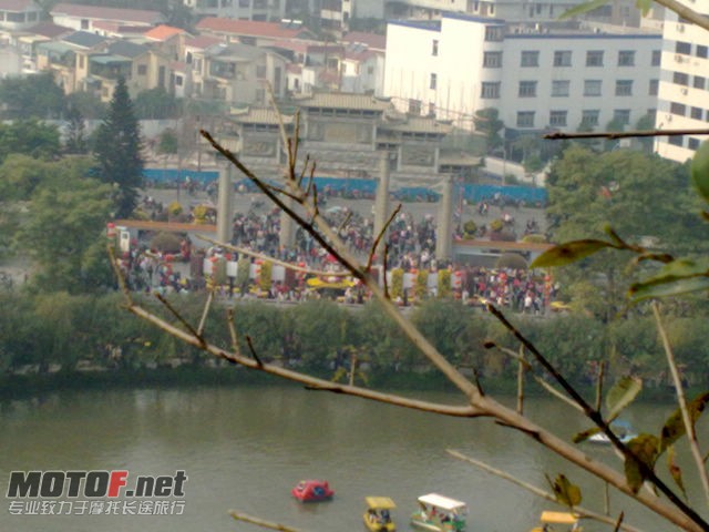 20091129714.jpg