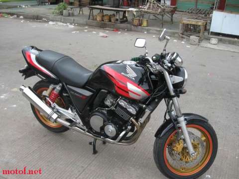 本田CB400
