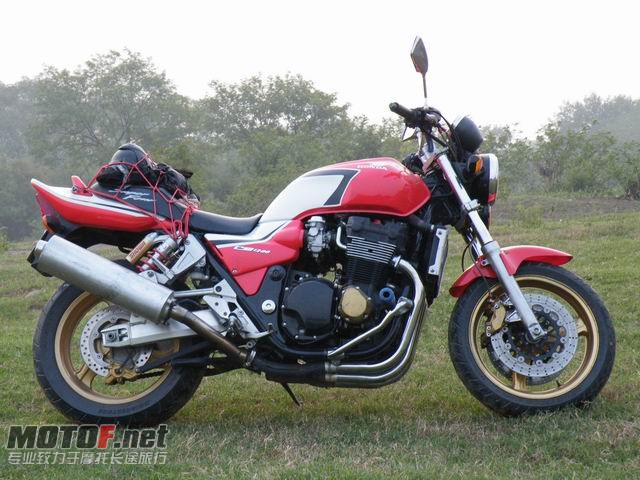 CB1300-3.jpg