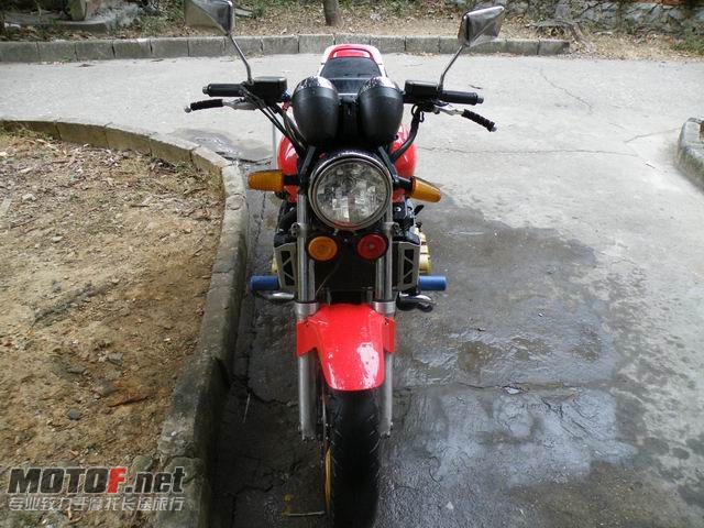 CB1300-22.jpg
