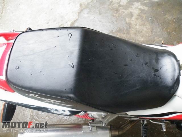 CB1300-30.jpg