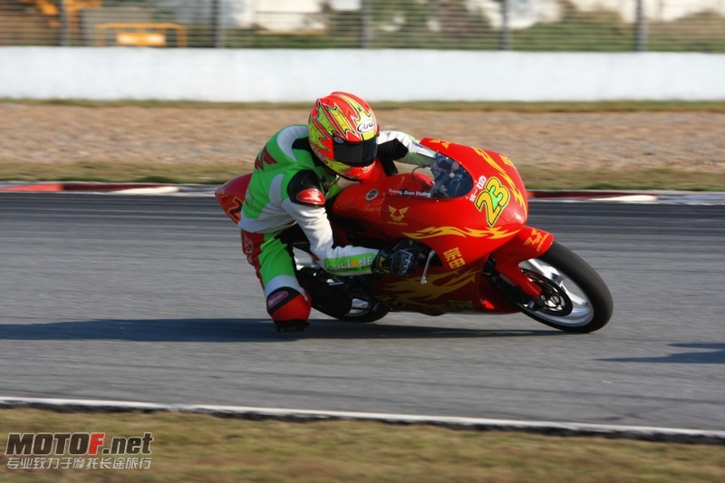 GP125CC_A组年度总冠军_曾建航_中国宗申赛车队.jpg