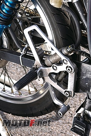 detail02_b.jpg