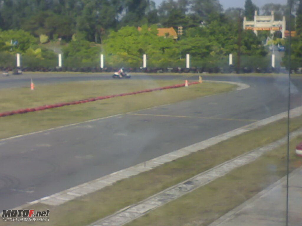 20100103425.jpg