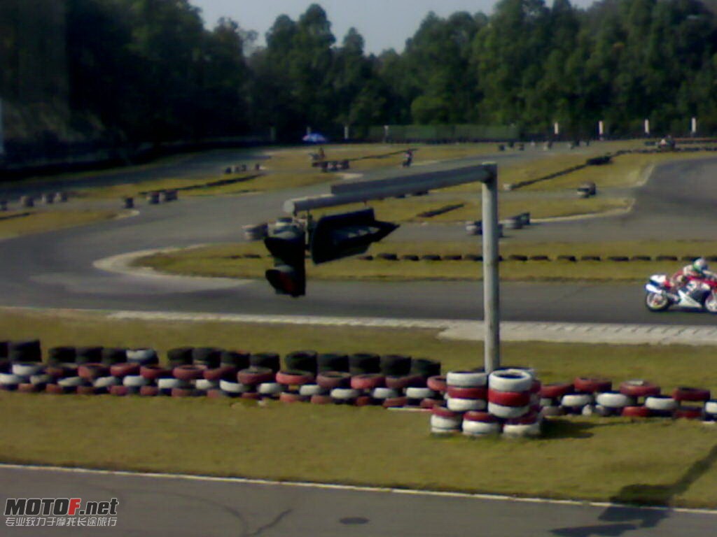 20100103419.jpg