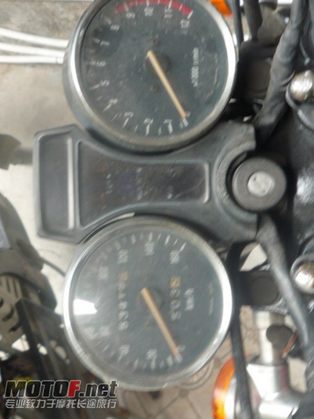 P1000855_缩小大小.JPG