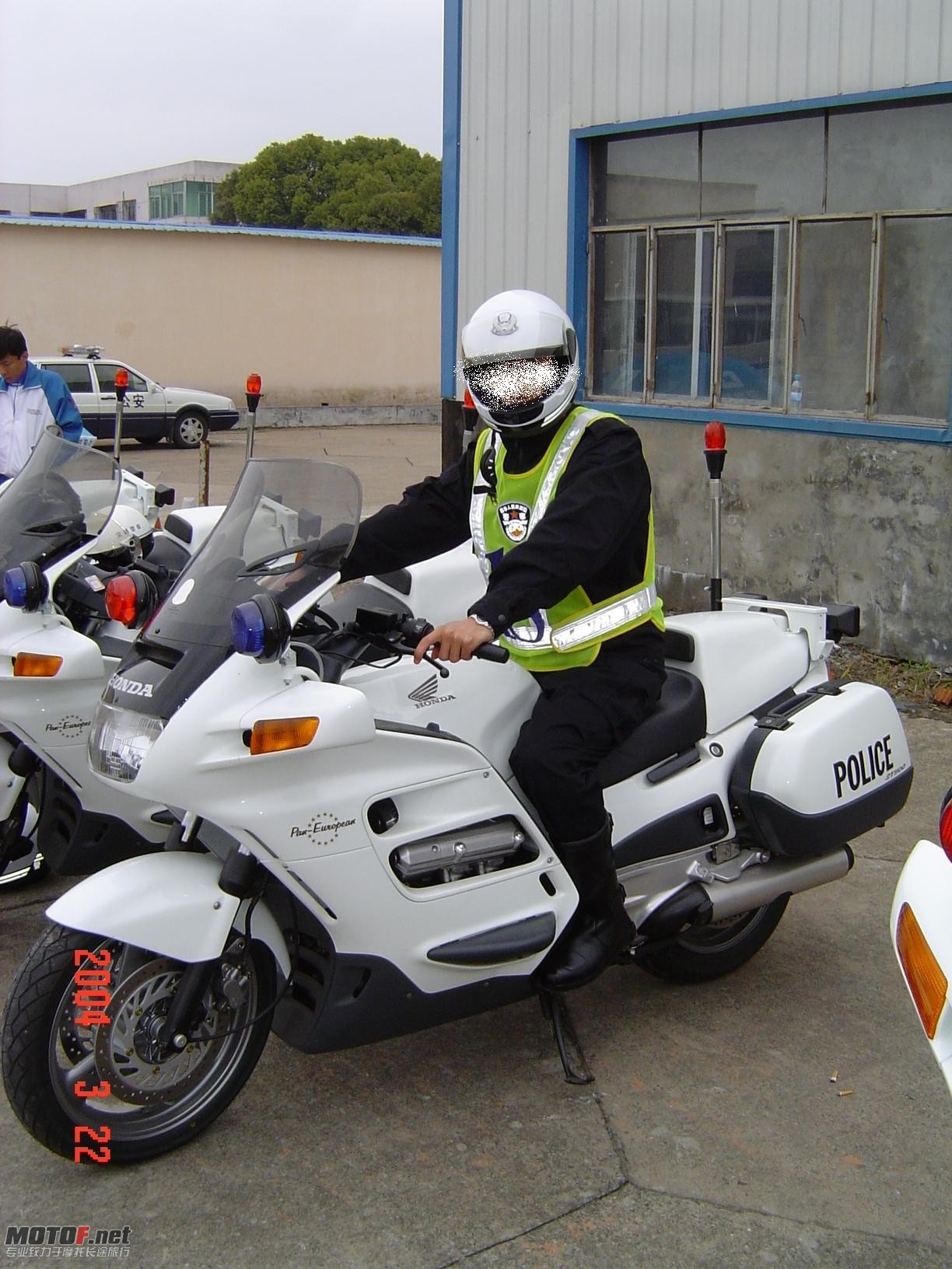 2004526035672009.jpg