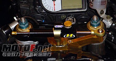 GSX-R600 03-01.jpg