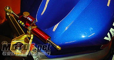 YZF600-R6 02-01.jpg