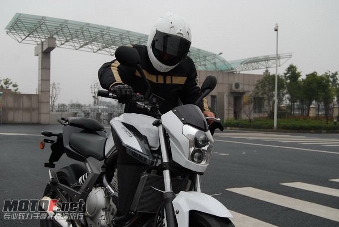 DSC_0009 (16)_调整大小.JPG