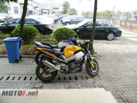 CBR929