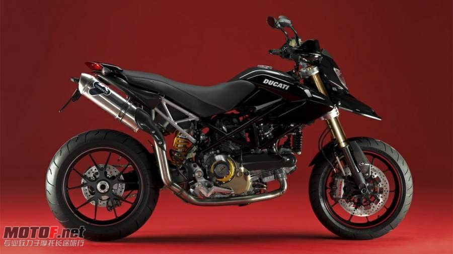 Ducati Hypermotard 1100 Evo  10.jpg