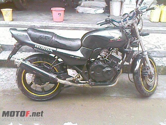 cb00.jpg