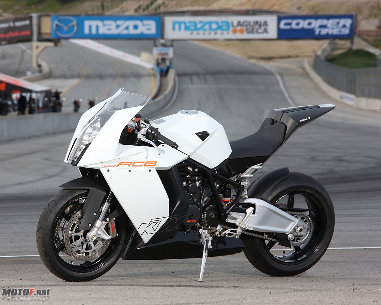 KTM_RC8_2010_20_1280x1024.jpg