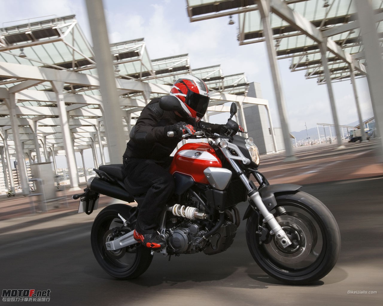 Yamaha_MT-03_2008_13_1280x1024.jpg