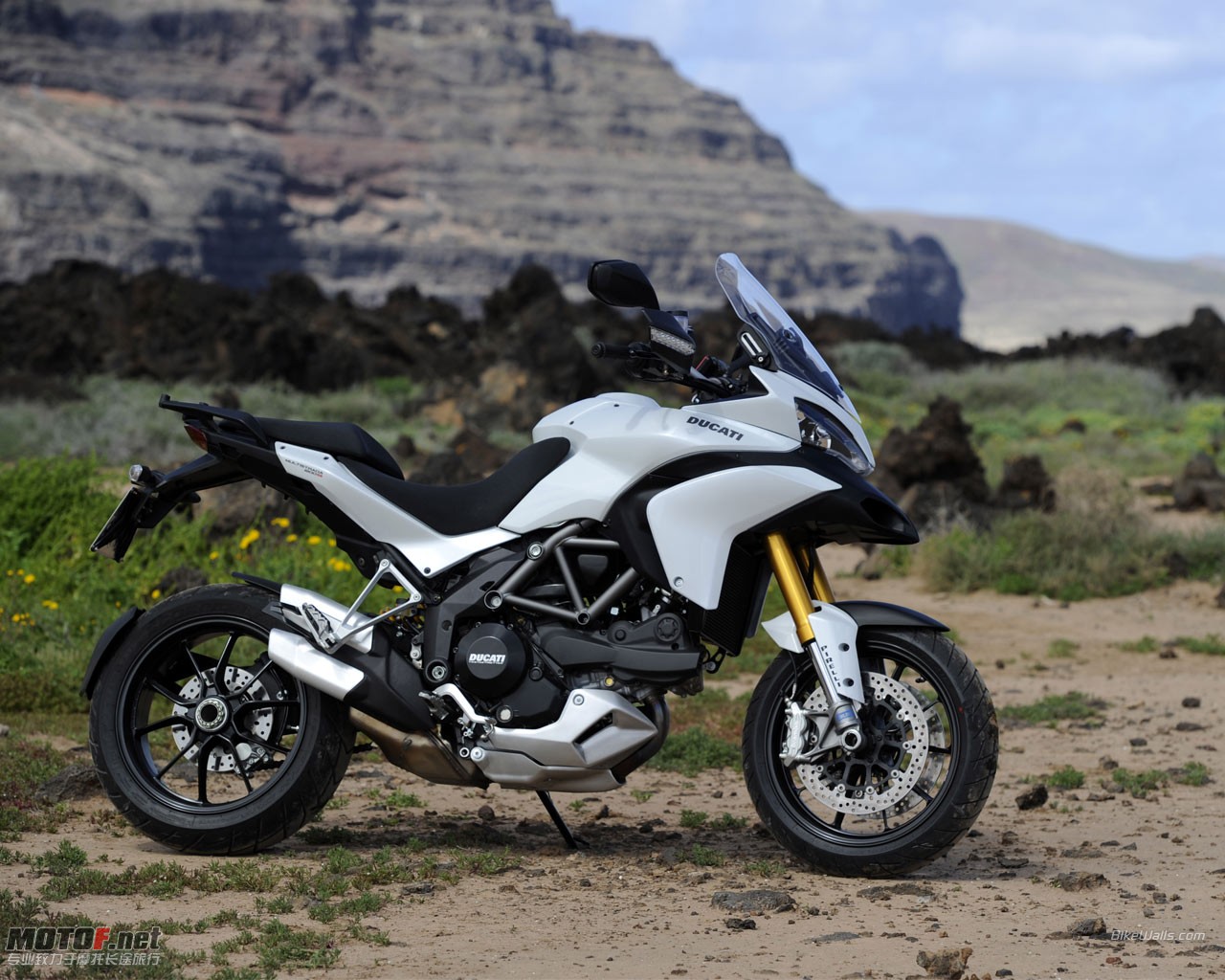 Ducati_Multistrada1200S_2010_07_1280x1024.jpg