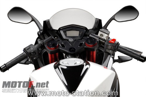 Derbi_GPR_Racing_125_2009_st3pz.jpg