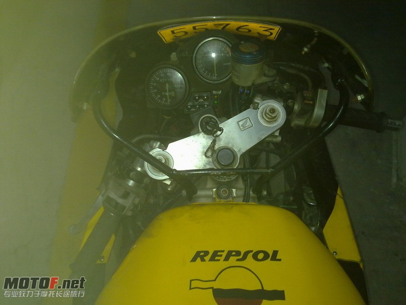 20100429008.jpg