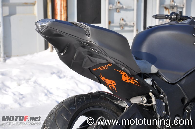 suzuki-gsxr-showyo-iron-gixx-21.png