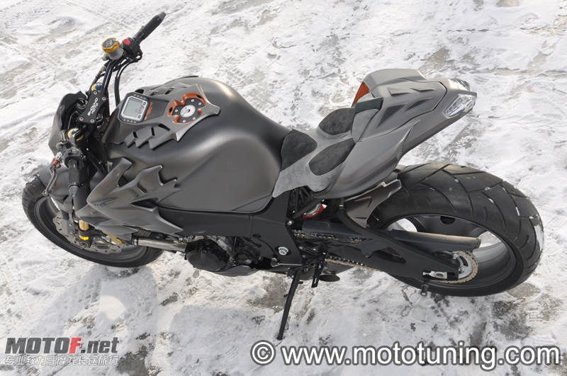suzuki-gsxr-showyo-iron-gixx-07.png