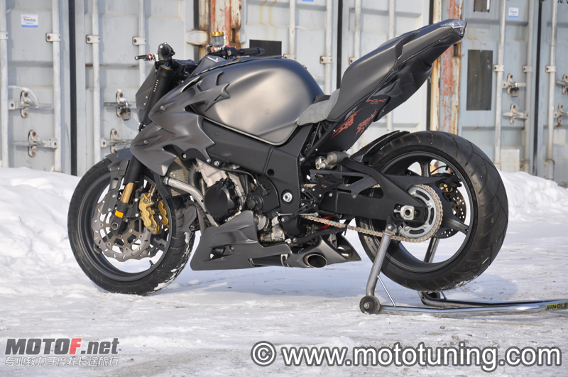 suzuki-gsxr-showyo-iron-gixx-15.png