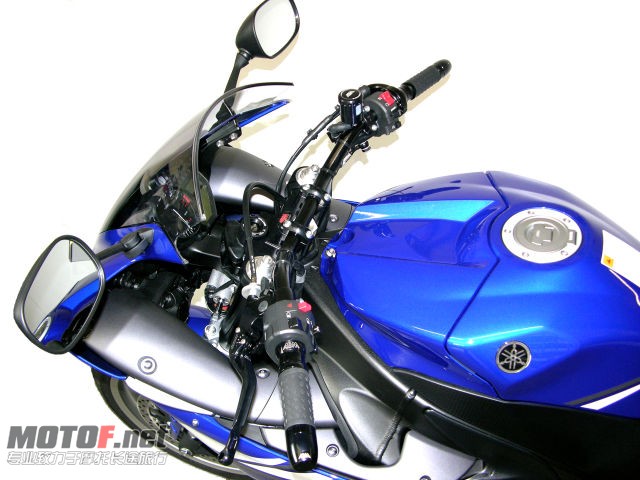 YZF-R1-09-4.jpg