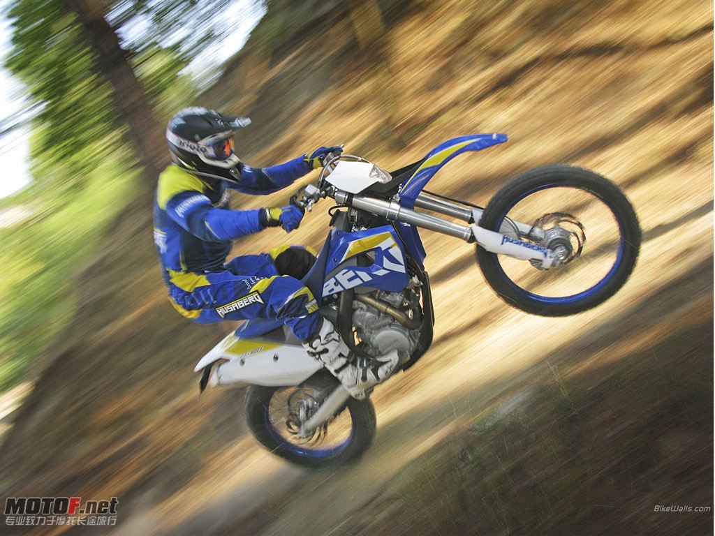 Husaberg_FE450_2009_10_1024x768.jpg