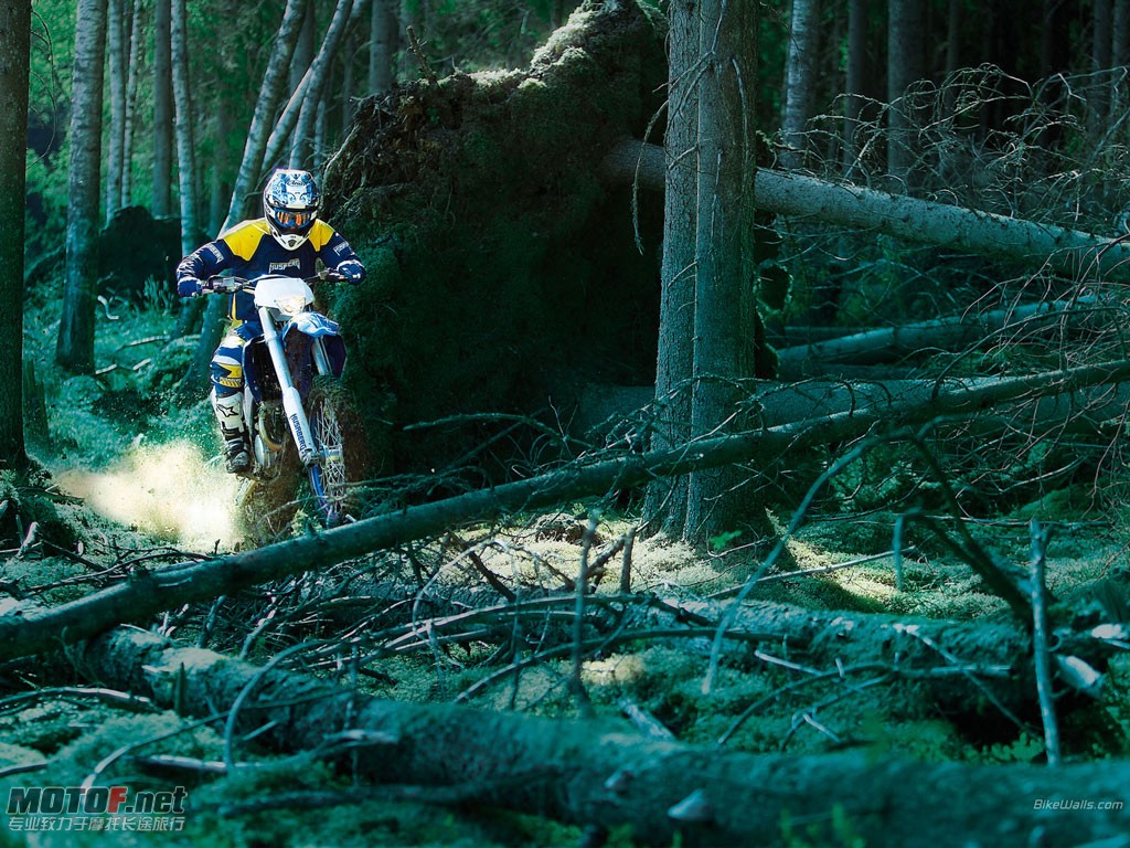 Husaberg_FE570_2009_19_1024x768.jpg