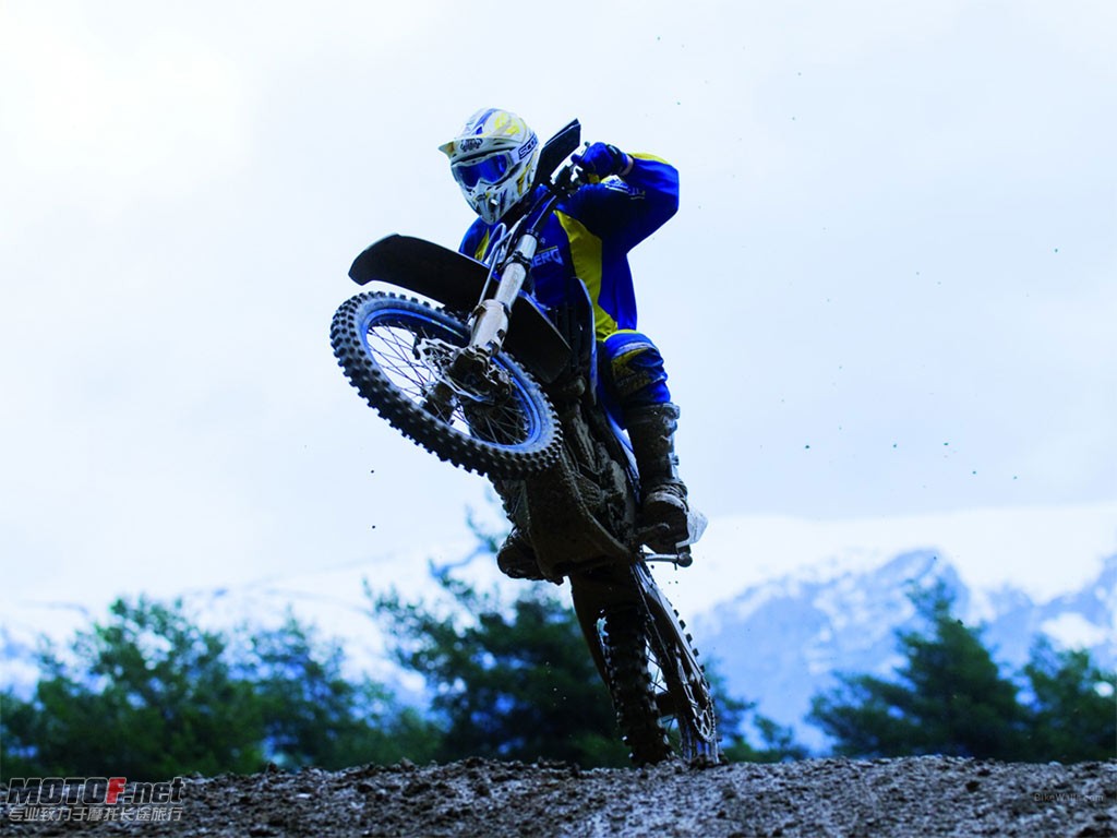 Husaberg_FX450_2010_03_1024x768.jpg