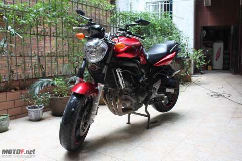 YAMAHA FZ6