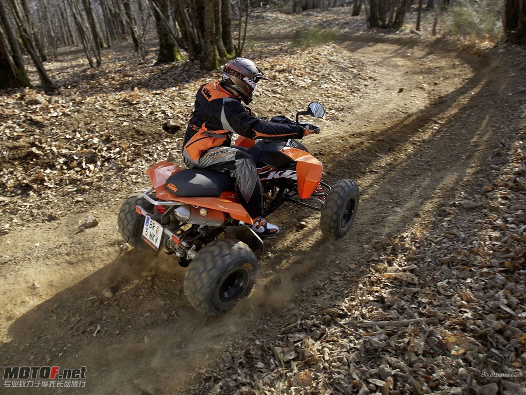 KTM_525XC_2010_19_1024x768.jpg