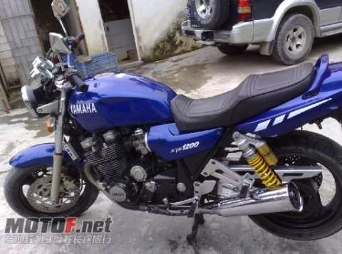 XJR1200
