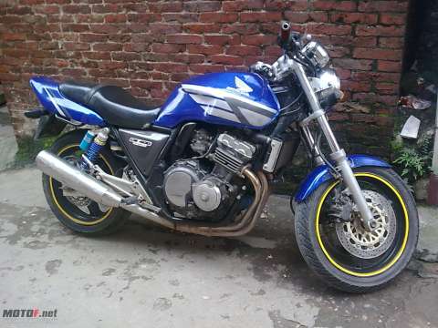 94  CB400