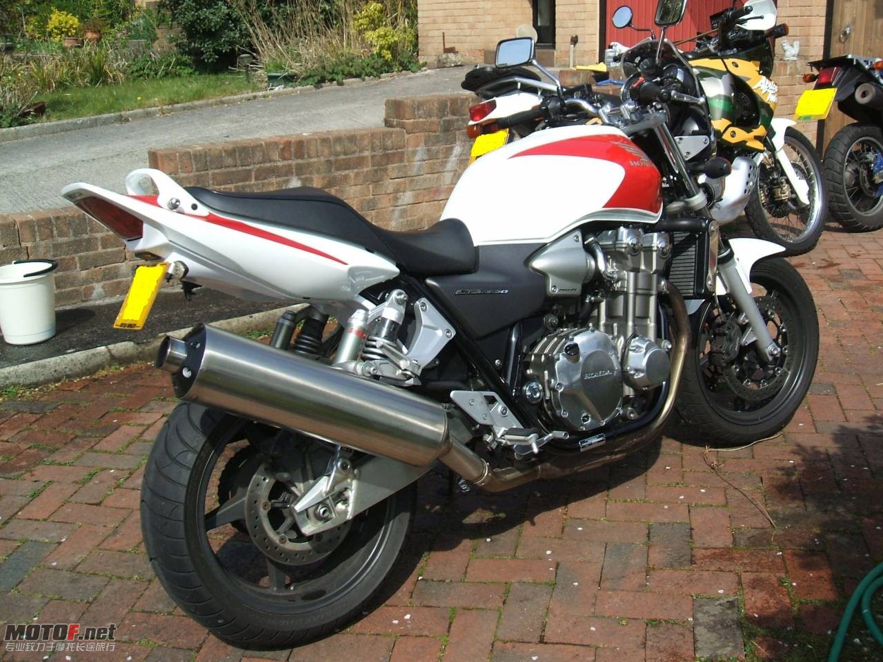 CB1300.jpg