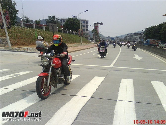 10051801097cba1431bd53de08.jpg