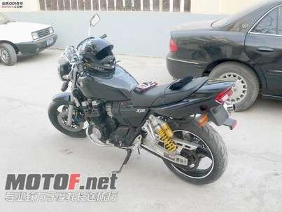 xjr400