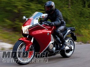 2010_Honda_VFR1200F_s.jpg