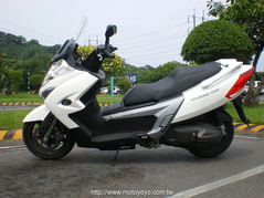 s_motorphoto_12746109152.jpg