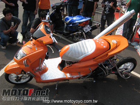 480s_motor_369_2.jpg