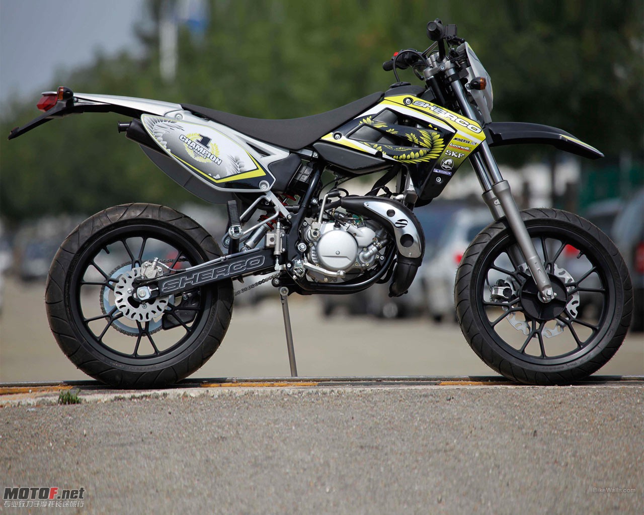Sherco_SU05Base_2010_02_1280x1024.jpg