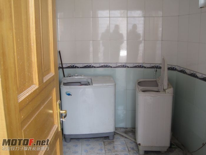自助洗衣间.JPG