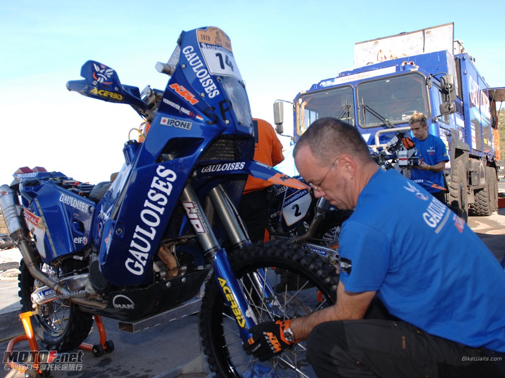 KTM_Dakar_2007_14_1024x768.jpg