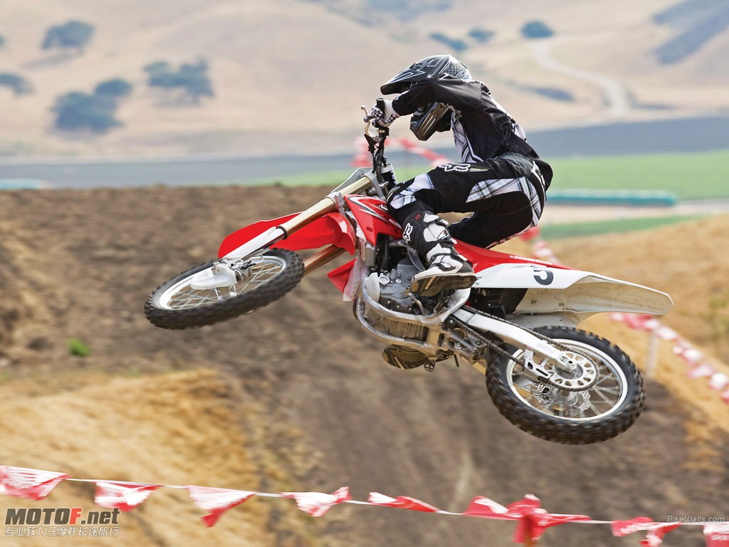 Honda_CRF250R_2010_12_1024x768.jpg