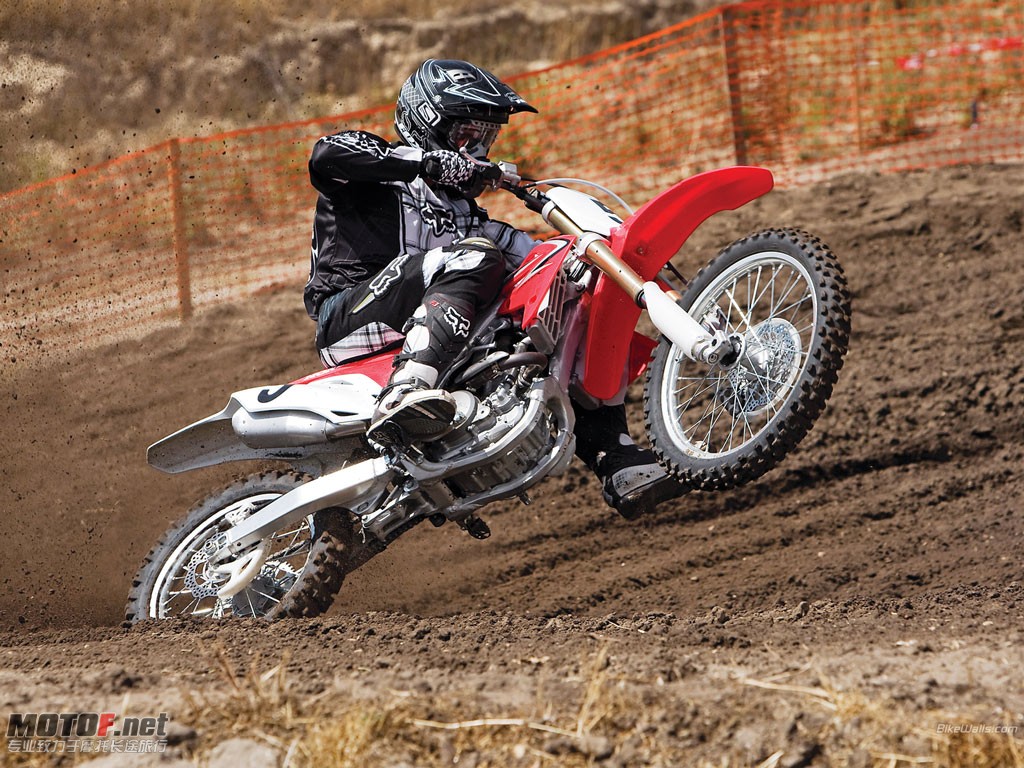 Honda_CRF250R_2010_07_1024x768.jpg