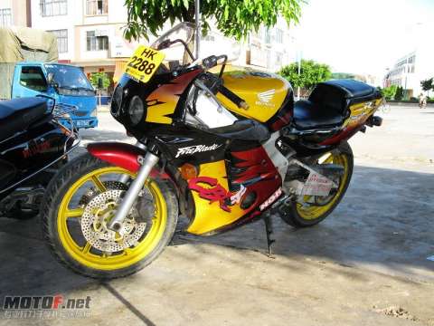 本田CBR22