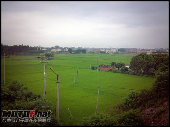 2010053121.jpg