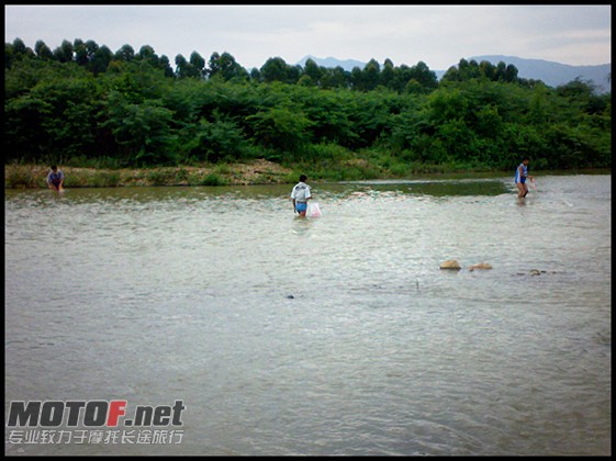 2010053150.jpg